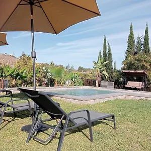 Aguacate Villa